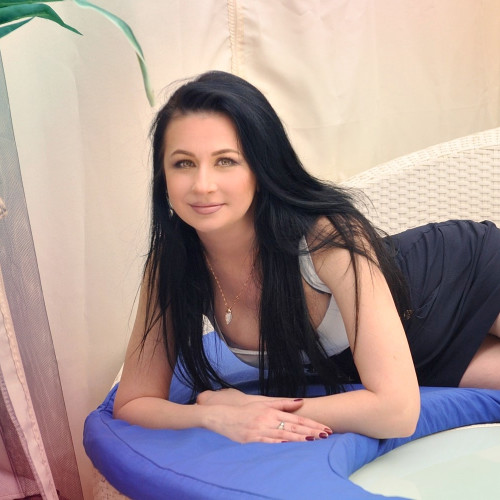 Нонна Лебедевa