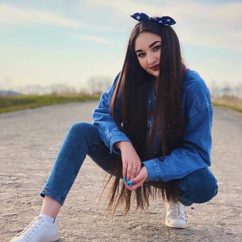 Доминика Козловa