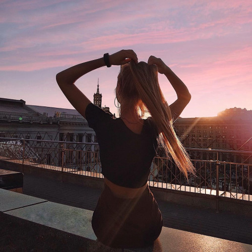 Лариса Мамонтовa