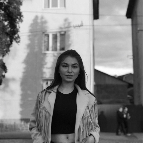 Майя Артемьевa