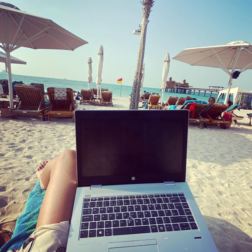 Полина Шаровa