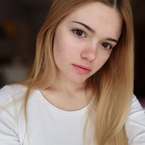 Эмма Шараповa