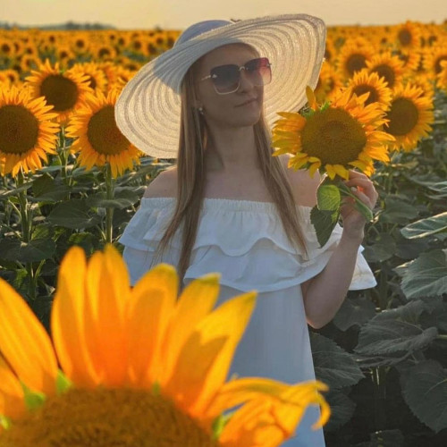 Яна Кондратьевa