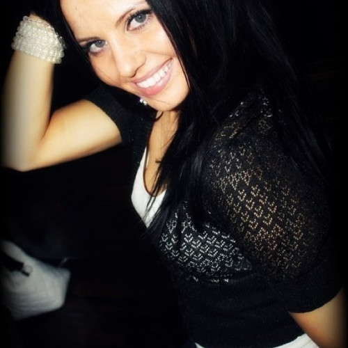 Дина Мельниковa