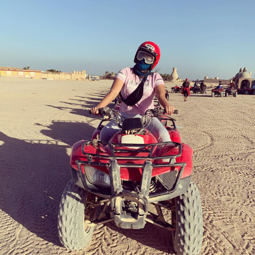 Нина Абрамовa