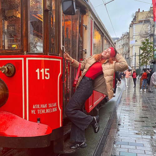 Полина Масловa