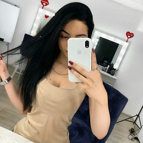 Ника Яковлевa