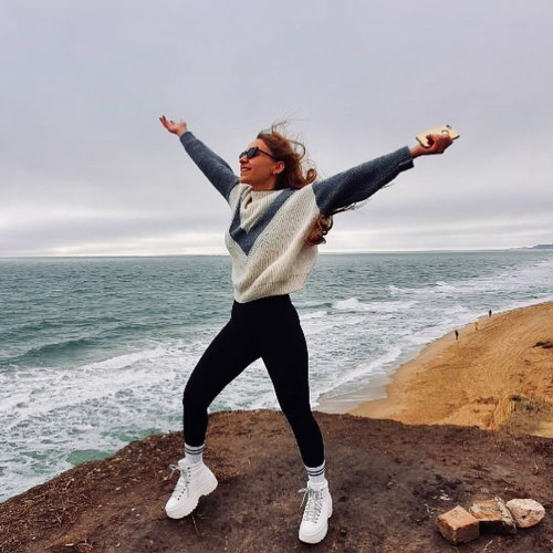 Нина Колесниковa