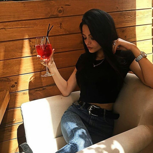 Лилия Пестовa