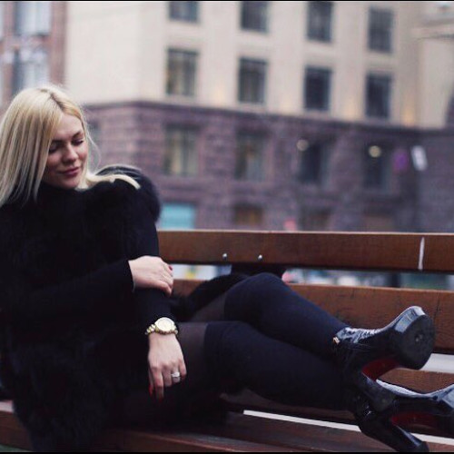 Нина Пономарёвa