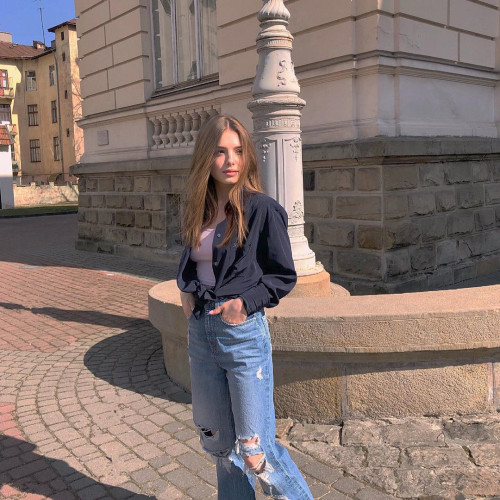 Любовь Носовa