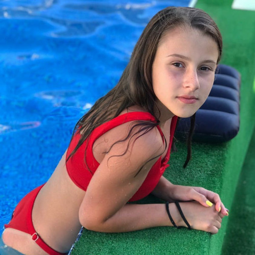 Полина Савельевa