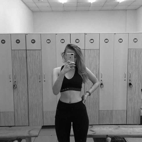 Танабай Зікірия